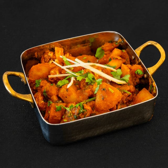 Aloo Gobi Masala Dum (Vegan).