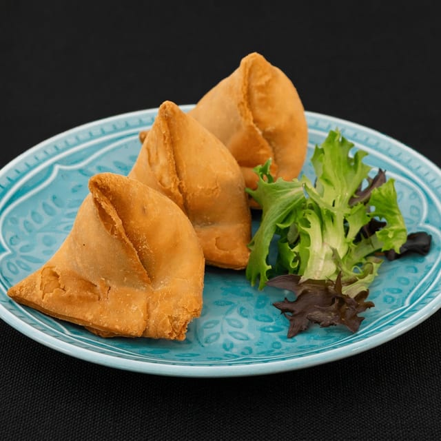 Vegetable Samosa.