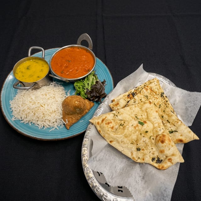Chicken Vindaloo Lunch Special.